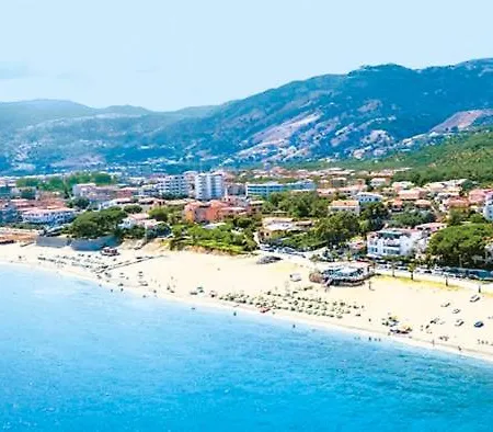 Alojamento de Acomodação e Pequeno-almoço Brezza Marina Montepaone Lido