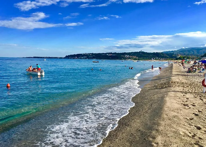 Brezza Marina Alojamento de Acomodação e Pequeno-almoço 3*